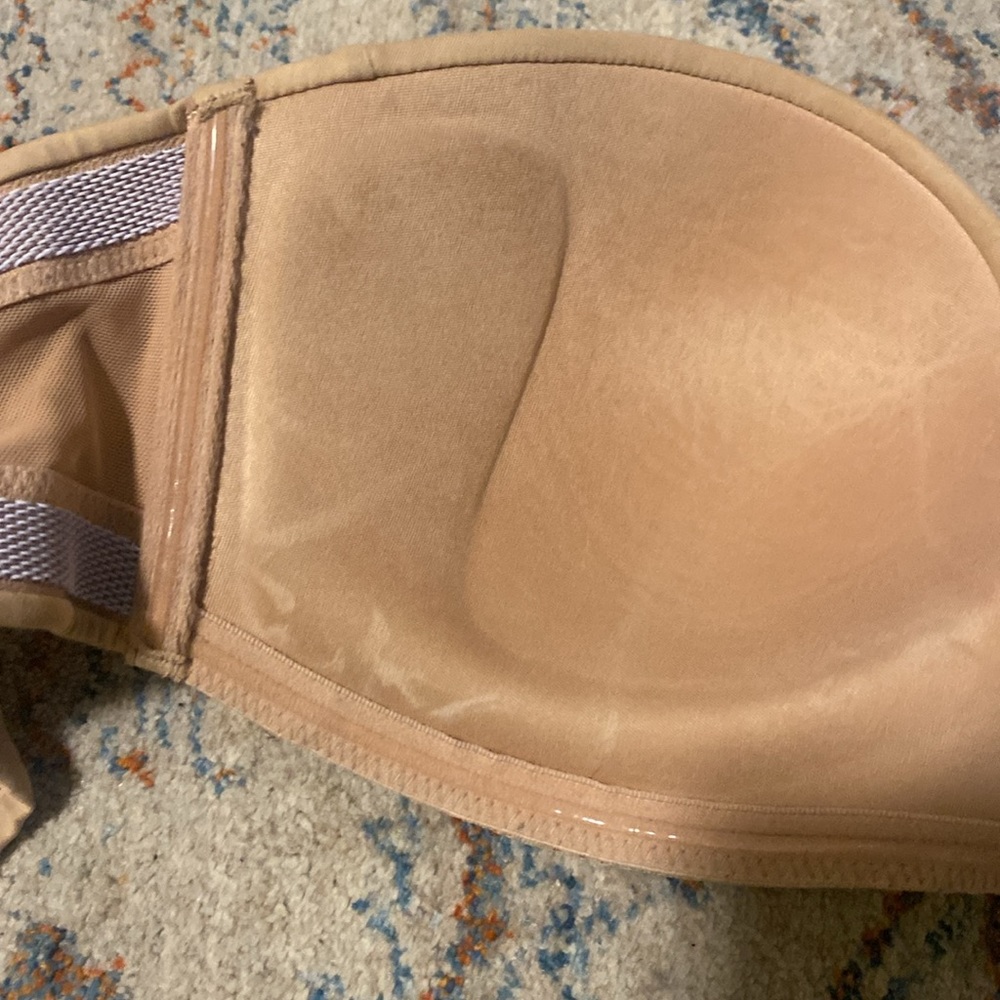 Strapless Bra - Picture 3 of 6